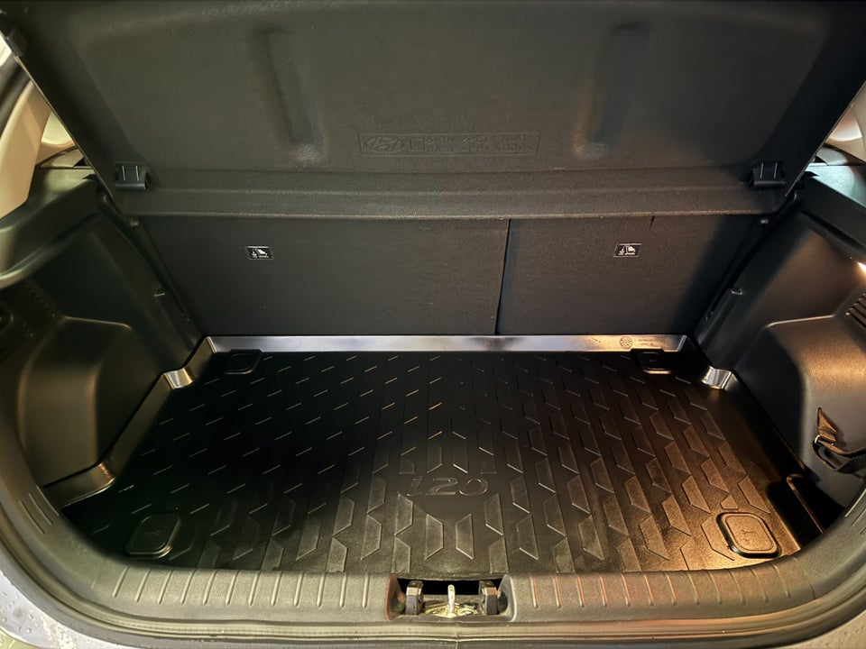 Hyundai i20 1,0 T-GDi Essential 5d