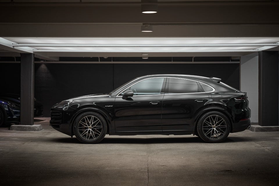 Porsche Cayenne 3,0 E-Hybrid Coupé Tiptr. 5d
