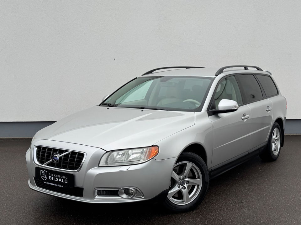 Volvo V70 2,4 D 163 Momentum aut. 5d