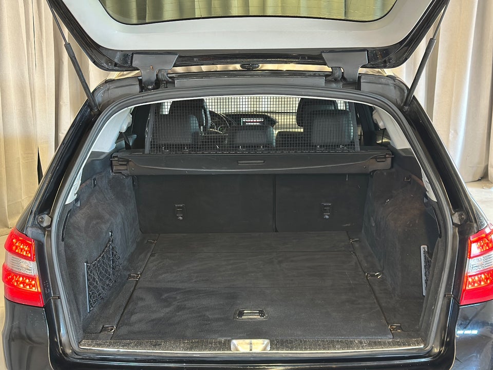 Mercedes E200 2,2 CDi stc. aut. BE 5d