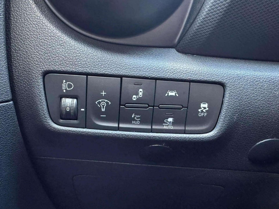 Hyundai Kona 64 EV Advanced 5d