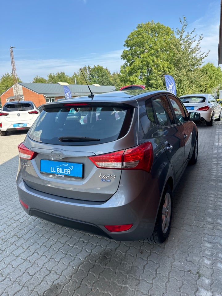 Hyundai ix20 1,6 CVVT Premium 5d