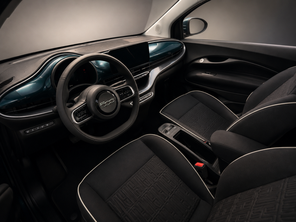 Fiat 500e 42 Icon 3d