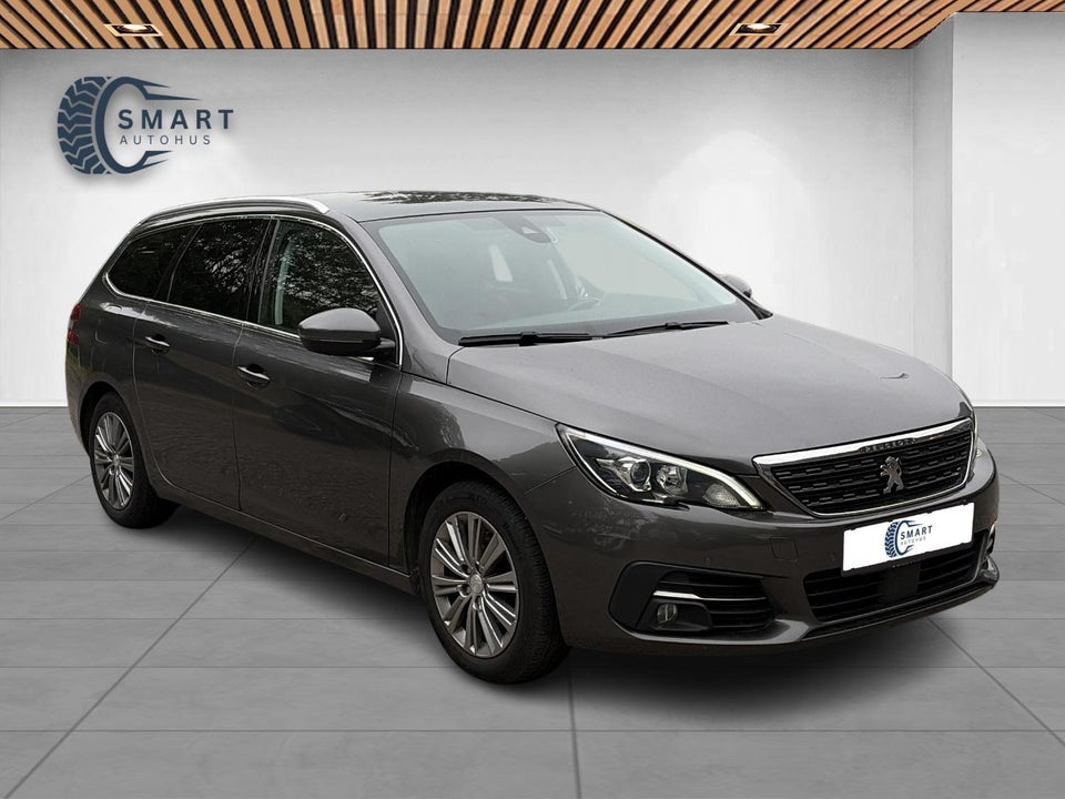 Peugeot 308 1,2 e-THP 130 Allure Sky SW 5d