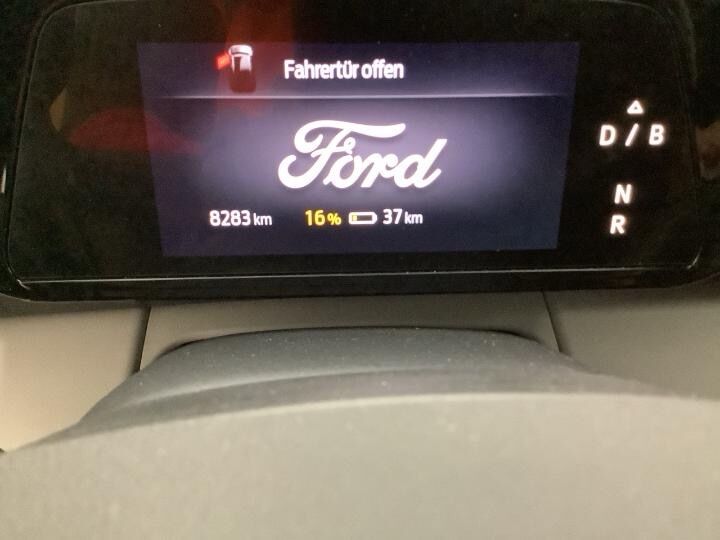 Ford Capri 79 Premium Extended Range AWD 5d