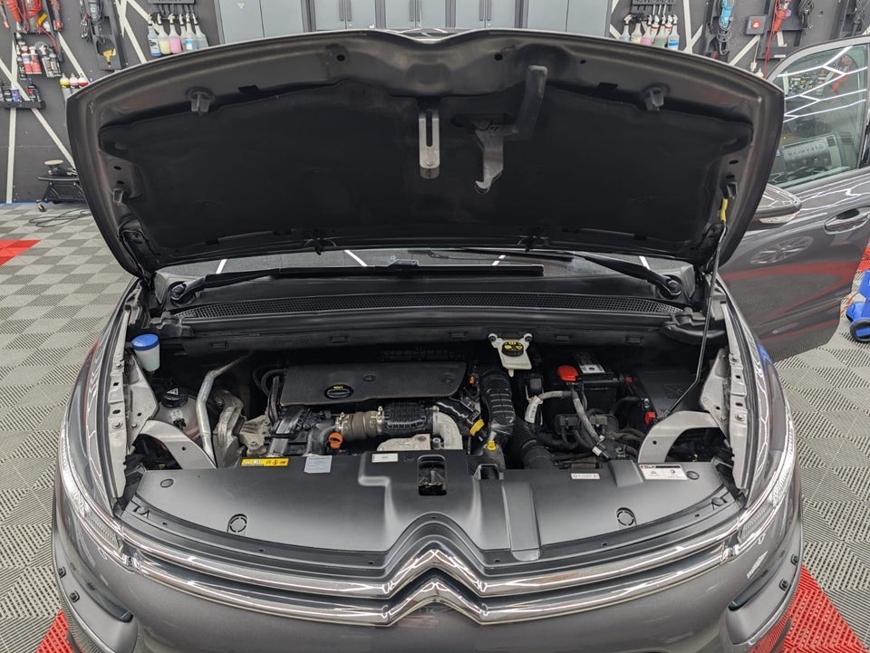 Citroën C4 SpaceTourer 1,6 BlueHDi 120 Iconic 5d