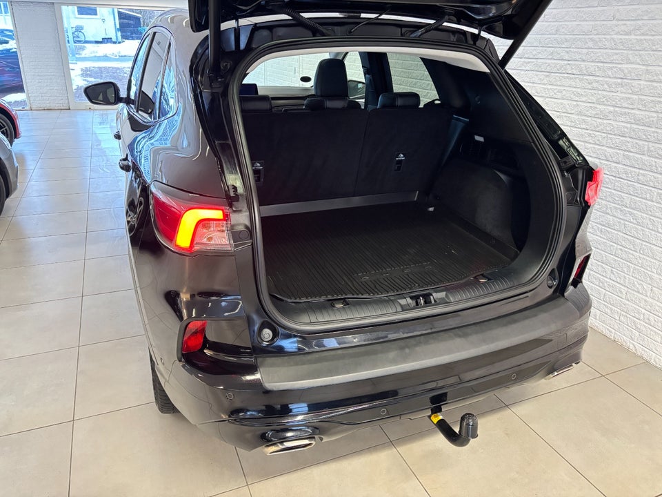 Ford Kuga 2,5 PHEV Vignale CVT 5d