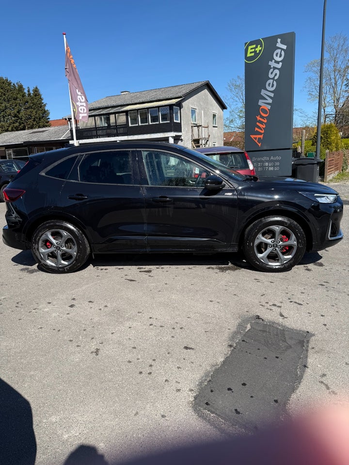 Ford Kuga 2,5 PHEV ST-Line X CVT 5d