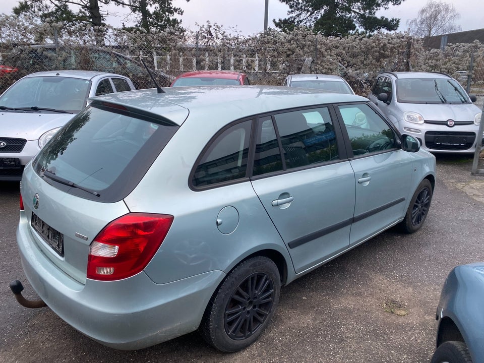 Skoda Fabia 1,2 TSi 86 Ambiente Combi 5d