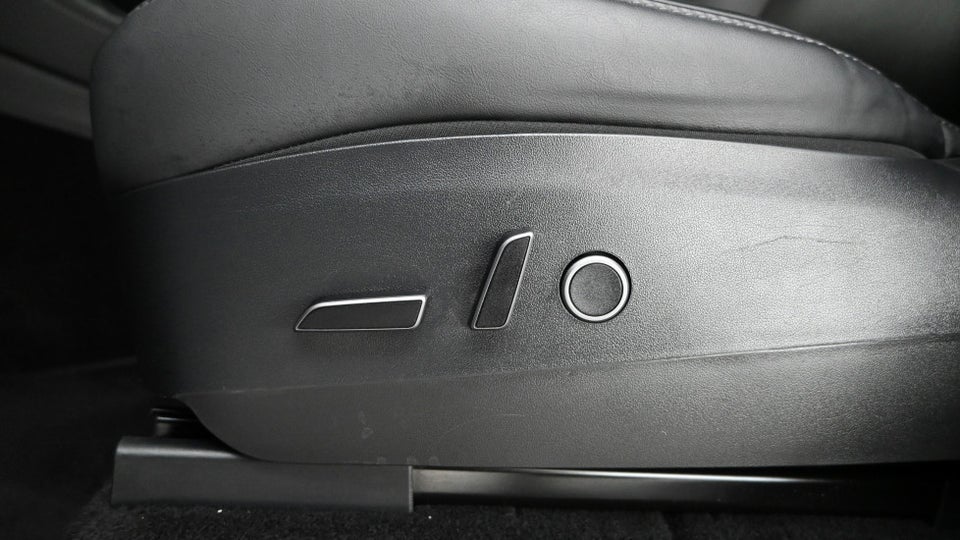 Tesla Model Y RWD 5d