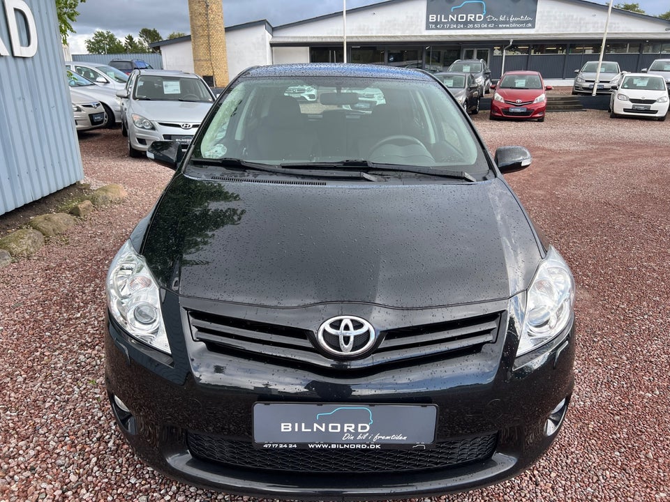 Toyota Auris 1,6 T2 5d