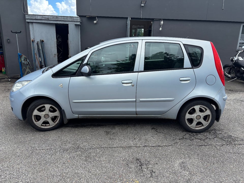 Mitsubishi Colt 1,5 Inform 5d