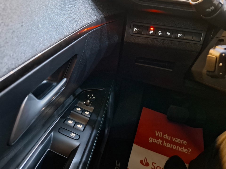 Peugeot 3008 1,6 Hybrid Allure Pack EAT8 5d