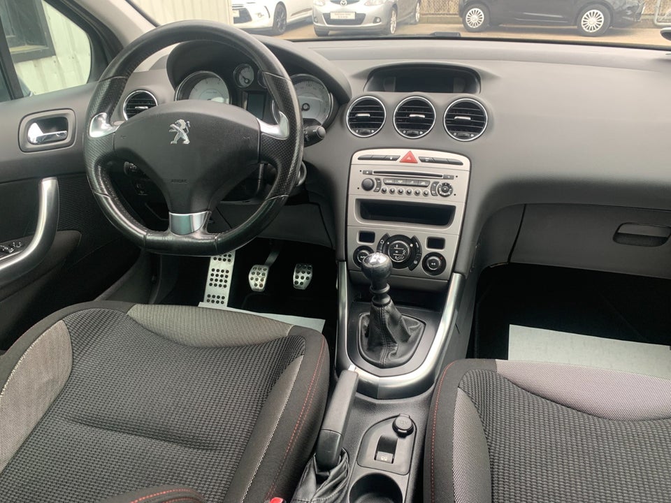 Peugeot 308 1,6 THP 156 Sportium SW 5d