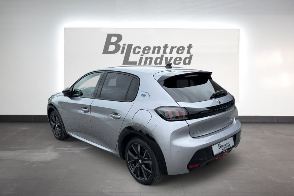 Peugeot e-208 50 GT 5d