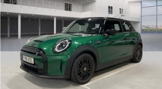 MINI Cooper SE Classic Trim 3d