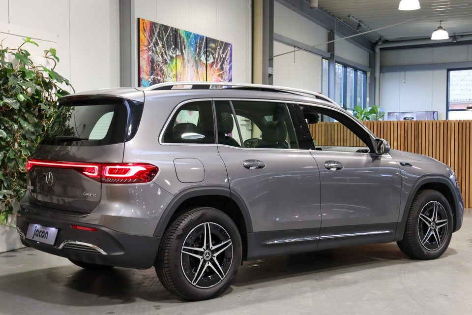 Mercedes EQB300 AMG Line 4Matic 5d