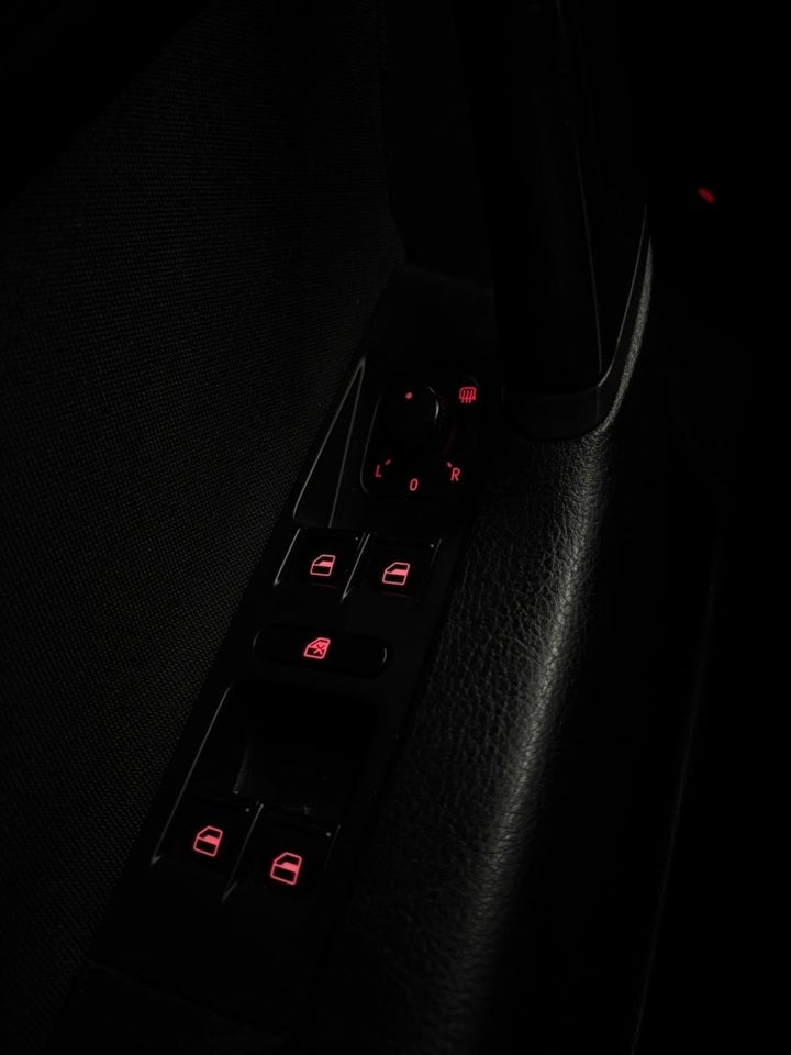 VW Passat 2,0 TDi 170 Comfortline Variant BMT 5d