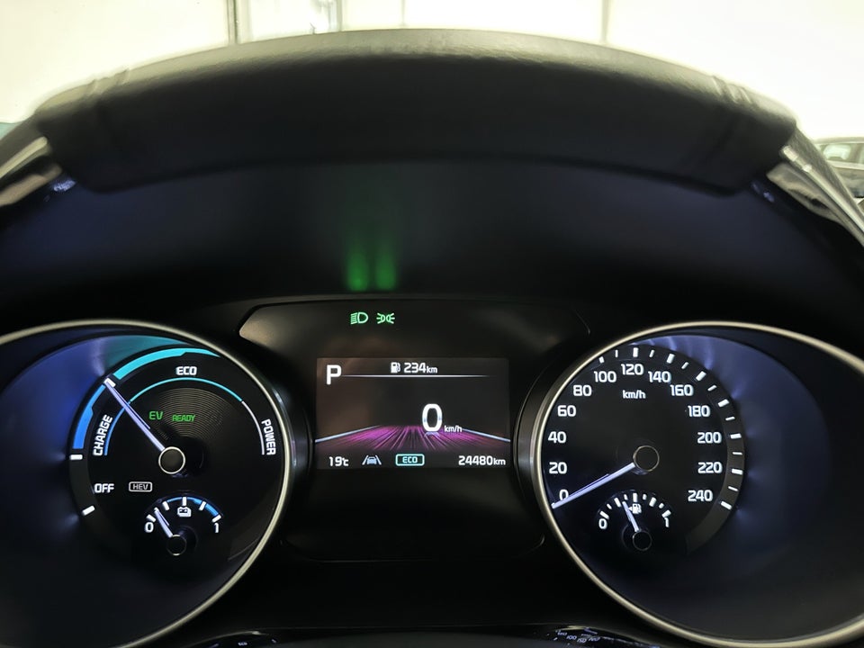 Kia XCeed 1,6 PHEV Prestige DCT 5d