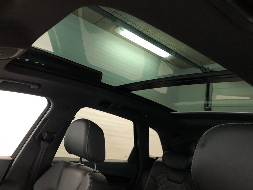 Audi Q5 3,0 TDi 286 S-line quattro Tiptr. 5d