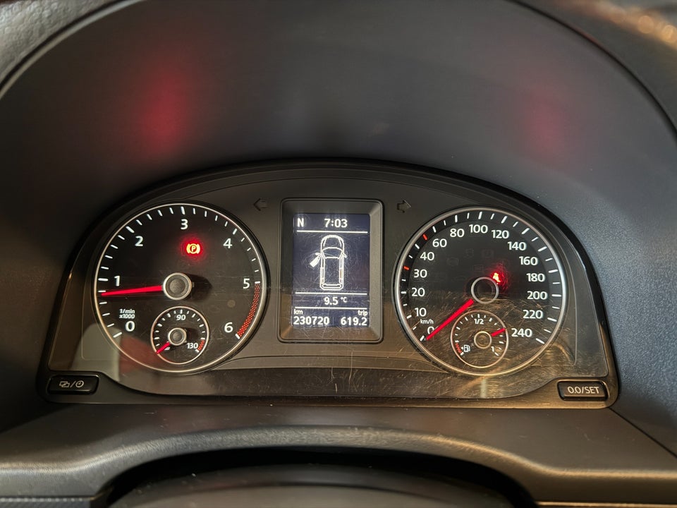 VW Caddy Maxi 1,6 TDi 102 Comfortline BMT 4d