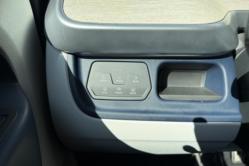 VW ID.Buzz 77 Style SWB 5d