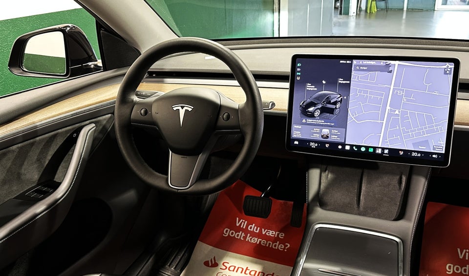 Tesla Model Y Long Range AWD 5d