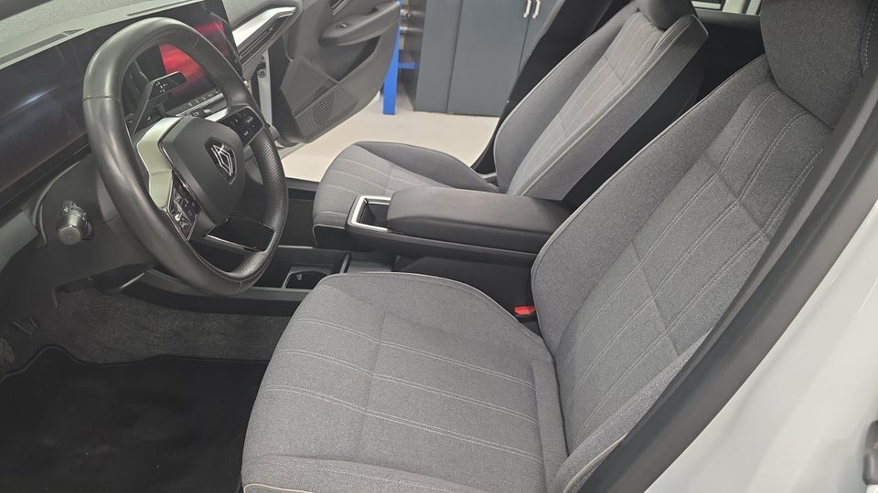 Renault Megane E-Tech 60 Equilibre 5d