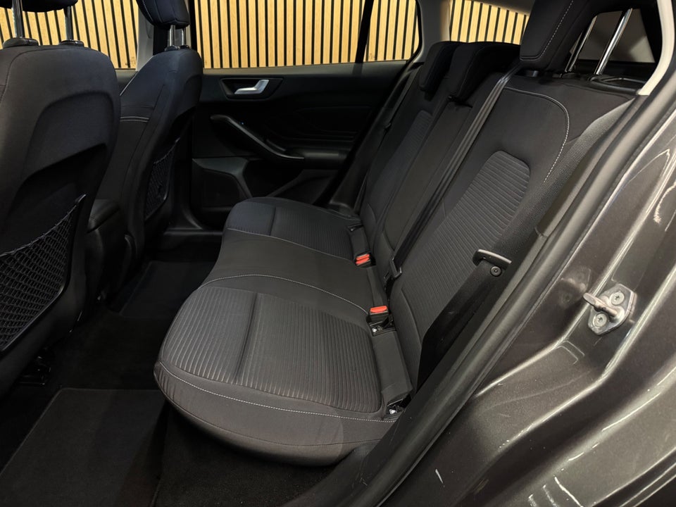Ford Focus 1,0 EcoBoost Titanium Business stc. 5d