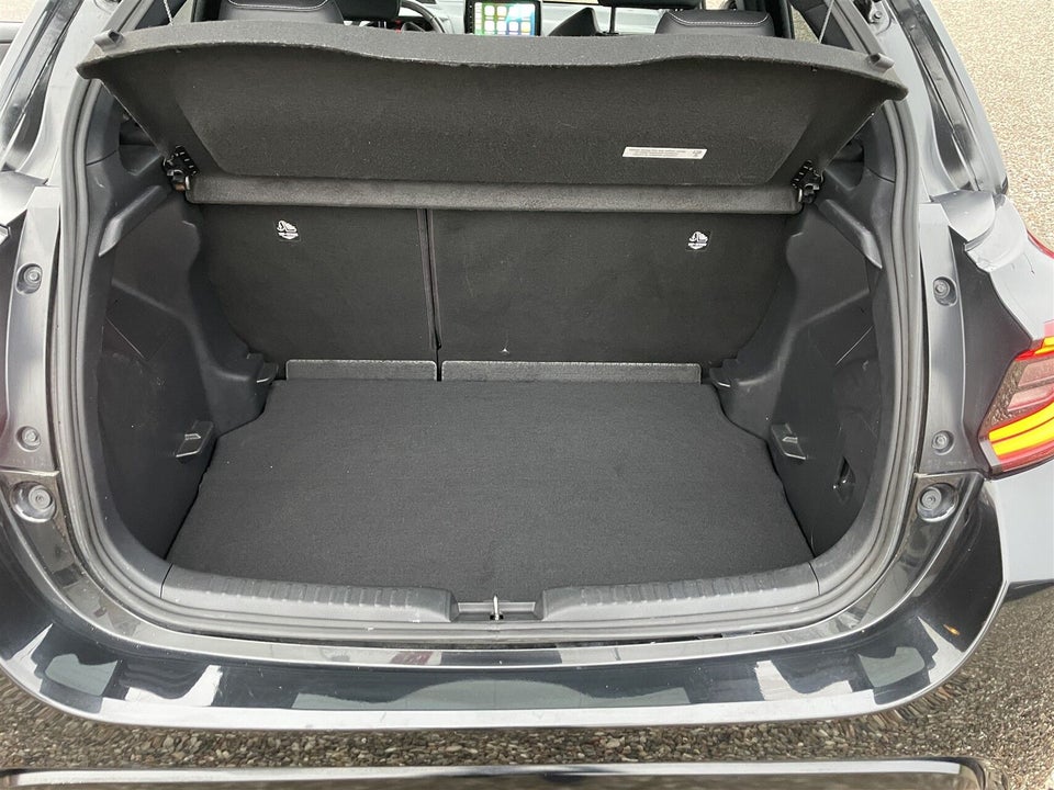 Toyota Yaris 1,5 Hybrid Style e-CVT 5d