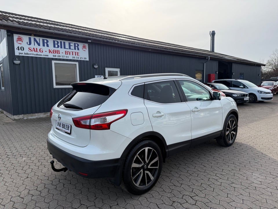 Nissan Qashqai 1,2 Dig-T 115 Tekna 5d