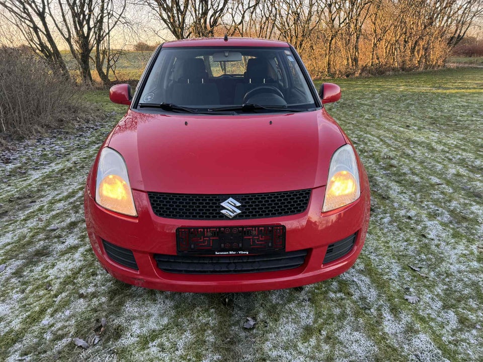 Suzuki Swift 1,3 GL 3d