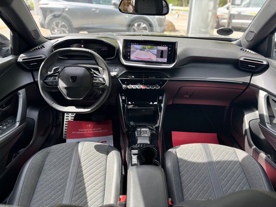 Peugeot 2008 1,2 PureTech 130 Allure EAT8 5d