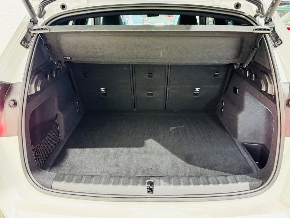 BMW iX1 xDrive30 Fully Charged M-Sport 5d