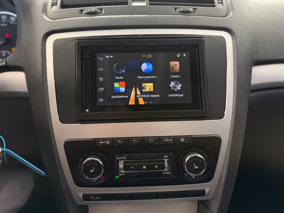 Skoda Octavia 1,4 TSi 122 Elegance Combi DSG 5d