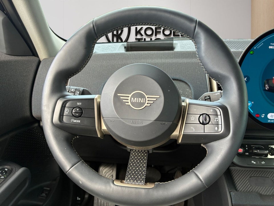 MINI Countryman SE Classic Trim M ALL4 5d