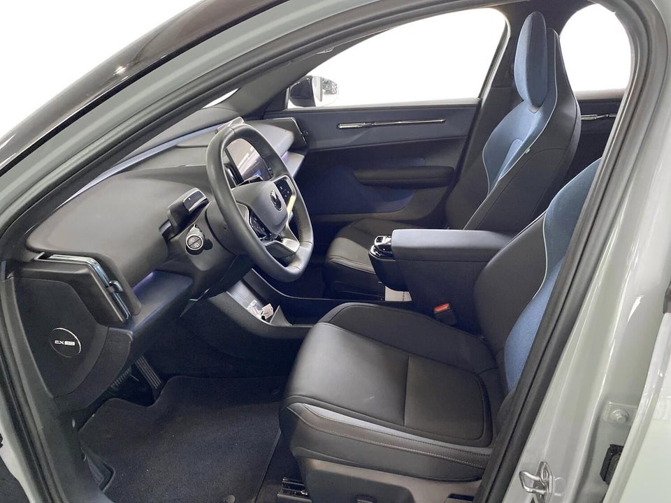 Volvo EX30 Twin Performance Ultra 5d