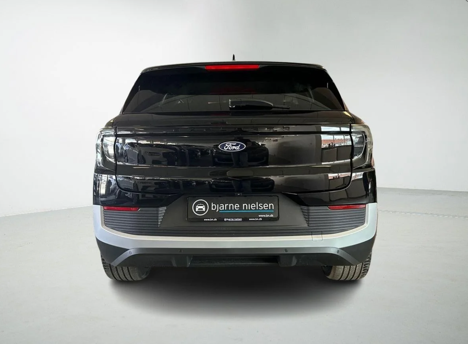 Ford Explorer 79 Premium Extended Range 5d