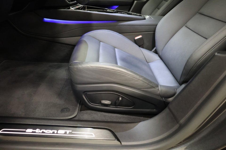 Audi e-tron GT quattro 4d