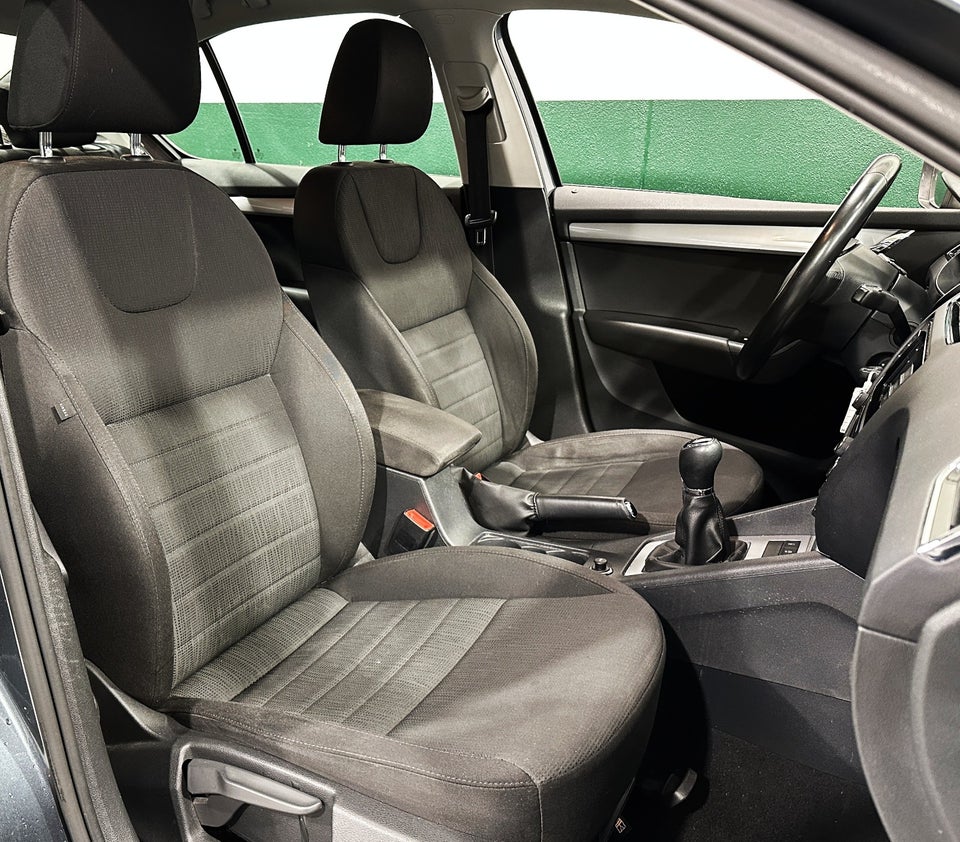 Skoda Octavia 1,6 TDi 110 Ambition 5d