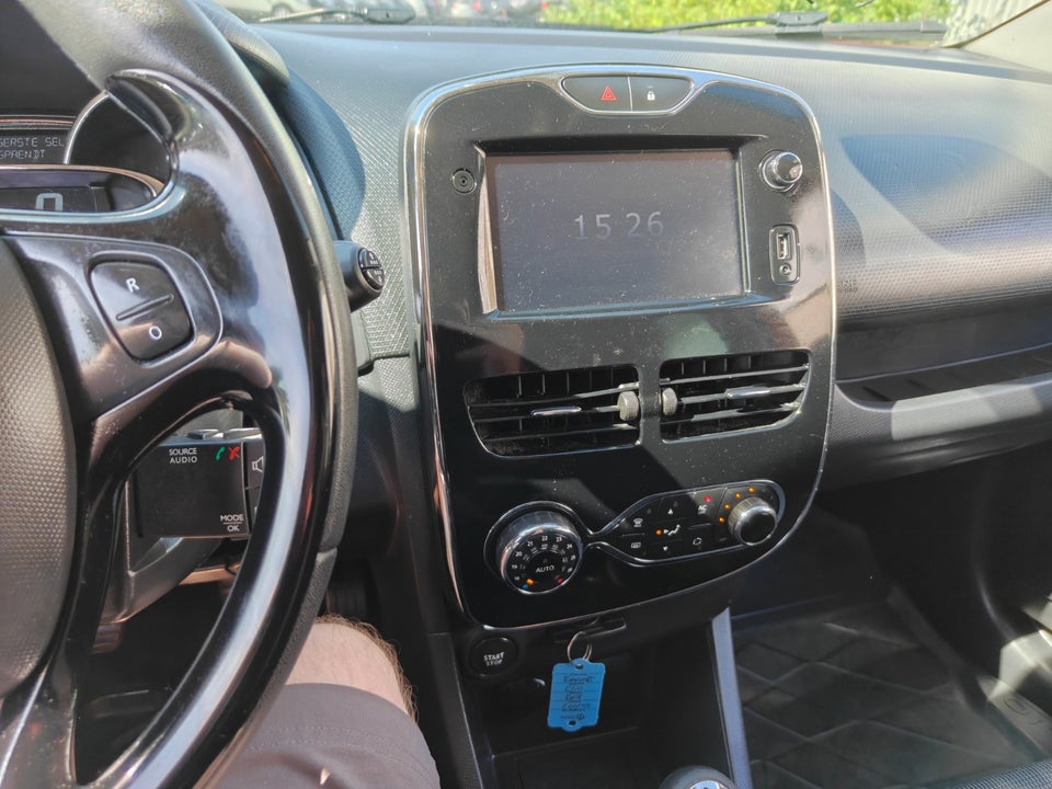 Renault Clio IV 0,9 TCe 90 Formula Edition Sport Tourer 5d