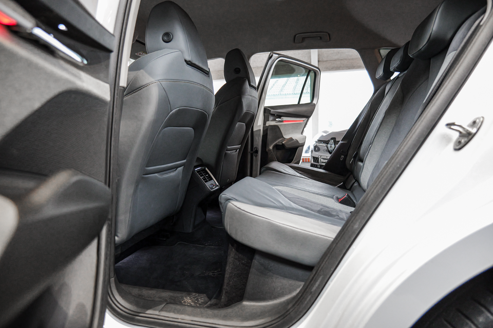 Skoda Enyaq 80 iV Lounge 5d