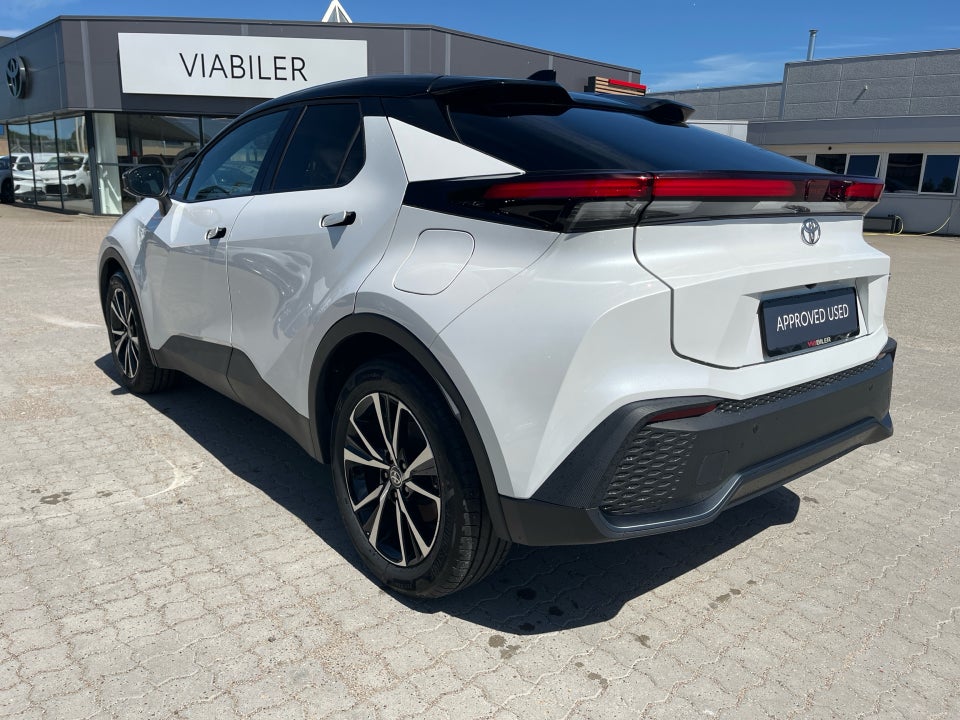 Toyota C-HR 2,0 Plug-in Hybrid Style 5d