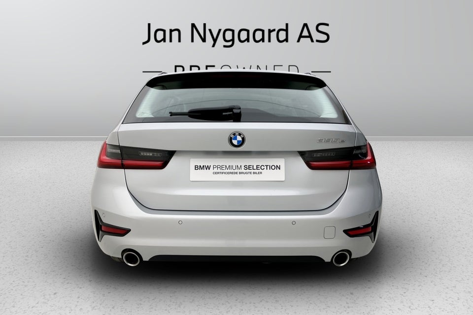 BMW 330e 2,0 Touring Sport Line aut. 5d