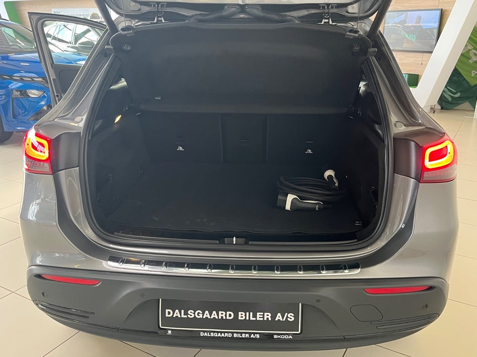 Mercedes EQA250 Progressive 5d