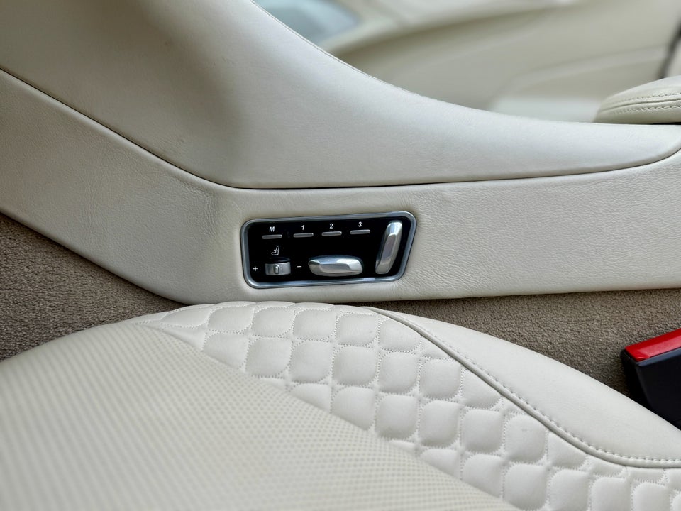 Aston Martin Vanquish 6,0 Volante aut. 2d