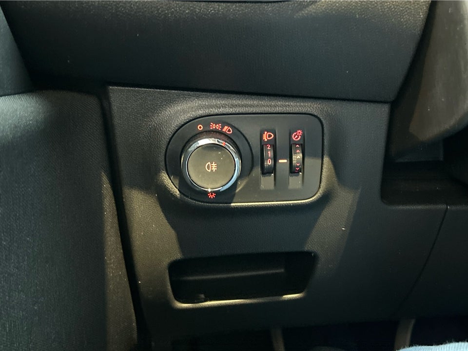 Opel Corsa 1,4 16V Enjoy 5d