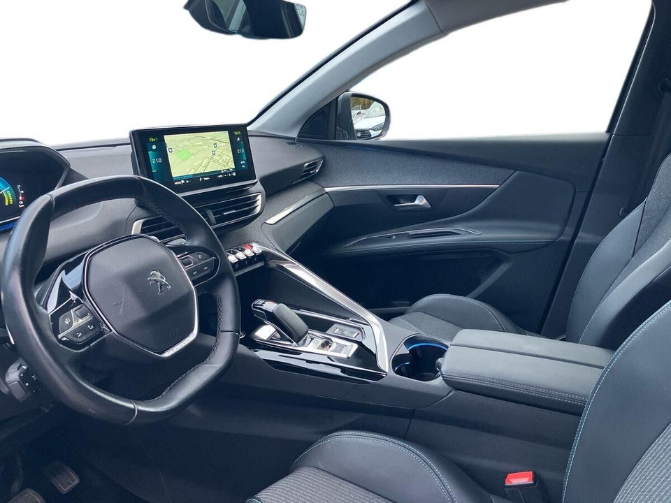 Peugeot 3008 1,6 Hybrid Allure EAT8 5d