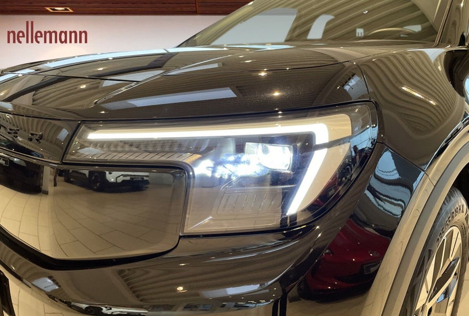 Ford Explorer 77 Select Extended Range 5d