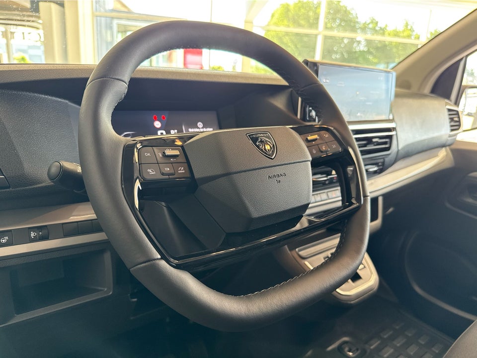 Peugeot e-Expert 75 L2 Premium Van